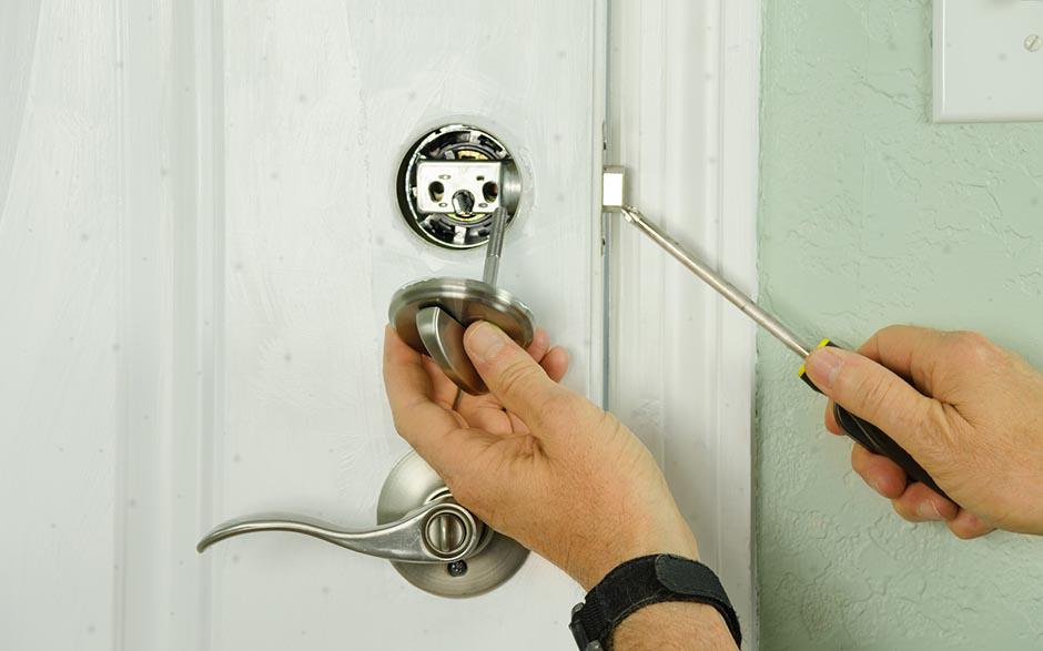 serrure de porte prix Stains
